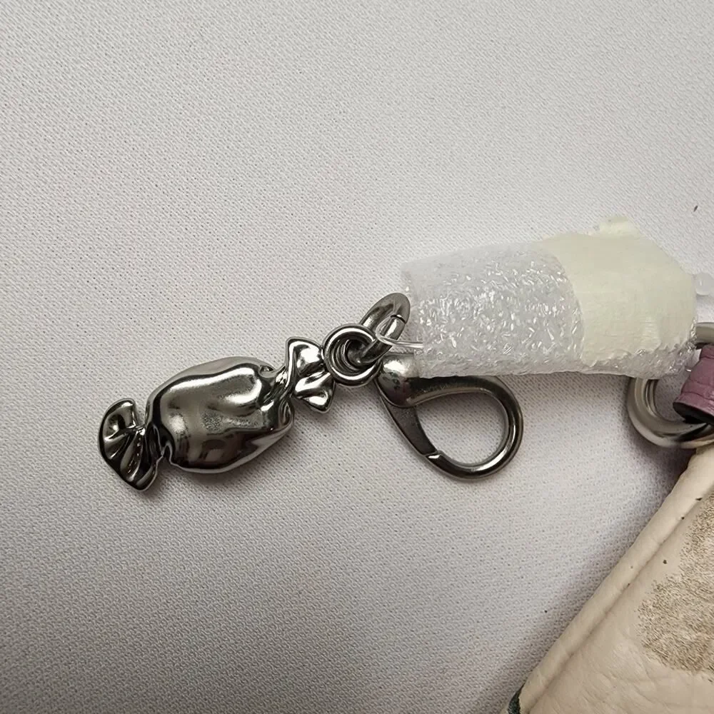 NWT COACH CDF34 Corner Zip Wristlet With Candy Print And Charm Chalk/Jasmine - Picture 3 of 5